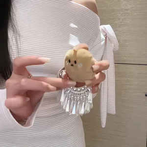 Süßer Kartoffel Plüsch Anhänger im ethnischen Stil mit schöner Silber Quaste als Taschenschmuck