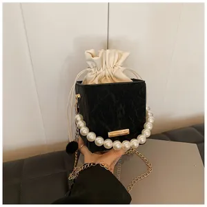 Women fashion bucket bag casual shoulder handbag with pearl handle and stylish black design