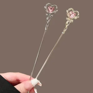 Set bacchetta magica fermacapelli con cuore di cristallo rosa e finitura metallica per uso quotidiano