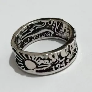 Vintage 1945 Half Dollar Coin Silver Ring Retro Carved Sun Pattern Band Jewelry Detail View