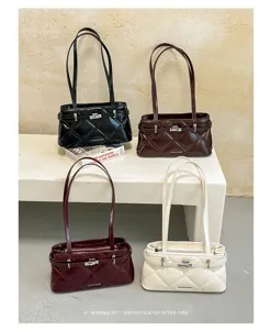 Chic quilted shoulder bag for women, soft PU leather retro commuter bag with metal lock.