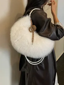 Sac à épaule duveteux blanc pour femmes, sac à main en fausse fourrure d'hiver chic.