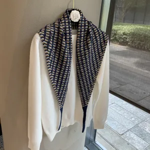 Retro knitted plaid triangular scarf shawl fake collar chic winter warm stylish accessory
