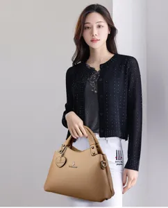 Sac à main élégant pour femme, sac bandoulière tendance pour le travail et les loisirs.