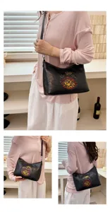 Sac à épaule rétro gaufré pour femme détail montrant un motif floral sculpté exquis et élégant.