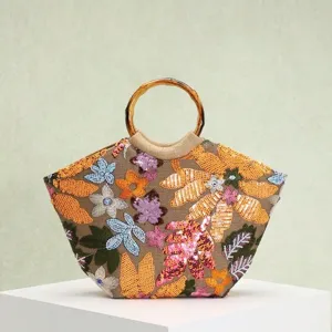 Femme vacances plage paillettes brodées fleurs poignée bambou sac cabas élégant fourre-tout