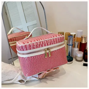Rosa Krokodilmuster Kosmetiktasche mit grossem Fassungsvermoegen Schminkkoffer Organizer
