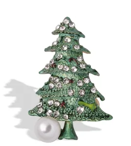 Christmas tree brooch detail, exquisite rhinestone and pearl alloy festive jewelry pin.