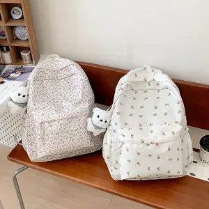 Japans stijl bloemen schoolrugzak voor meisjes, schattige casual tas met beer hanger.