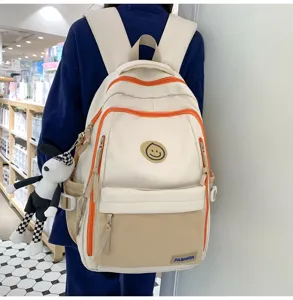 Casual canvas rugzak voor studenten, grote boekentas met schattige pluche hanger.