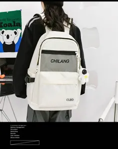 Große Kapazität lässiger Rucksack für Studenten, leicht und trendig minimalistisch.