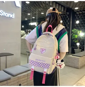 Mochila de lona informal para estudiantes, diseño de cuadros elegante con gran capacidad y dije.