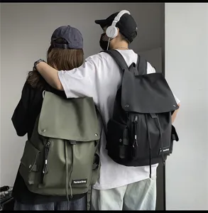 Lässiger Unisex-Rucksack im Streetwear-Stil mit großem Fassungsvermögen für den Alltag.