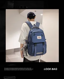 Koreanischer Stil lässiger multifunktionaler Rucksack für Studenten, große Kapazität.