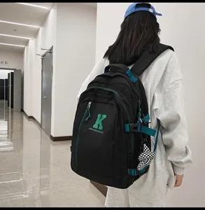 Casual minimalistικό σακίδιο πλάτης φοιτητών με μεγάλη χωρητικότητα και τύπωμα.
