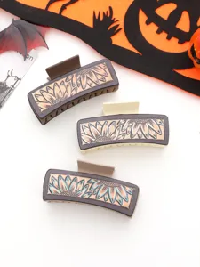 Retro sunflower hair claw clips for women, stylish rectangle hair catch for thick hair daily wear.