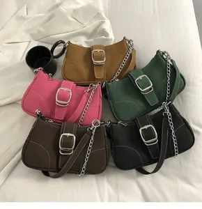 Borsa a tracolla casual da donna dettaglio, elegante borsa ascellare con catena e fibbia.