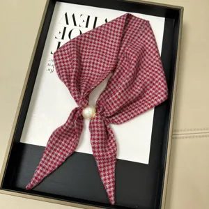 Red grey houndstooth scarf with pearl magnetic buckle, elegant neckerchief for daily wear.