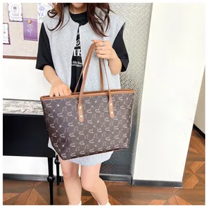 Vintage large capacity tote bag for women stylish shoulder bag casual retro commuting handbag