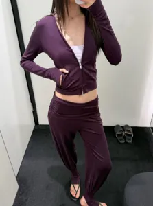 Stylish Women's Activewear Yoga Tracksuit Full Zip Jacket & Stacked Pants Outfit