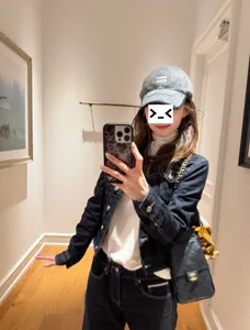 Women's dark denim jacket slim fit retro style raw denim outerwear versatile daily wear