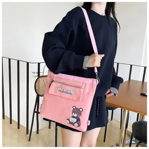 Rosa Canvas Umhängetasche Damen Crossover Tasche süßer Bär Druck lässige Schultasche