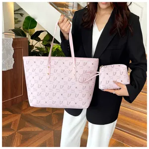 Chic pink large capacity tote bag set for women, elegant diamond swan pattern commuter shoulder bag.