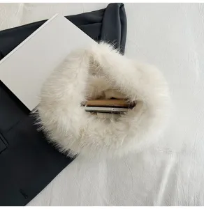 Borsa a mano pelliccia sintetica peluche bianca borsa invernale soffice tracolla donna moda