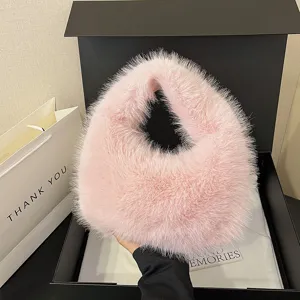 Borsa a mano rosa in pelliccia sintetica da donna, borsa invernale soffice e carina.