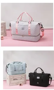 Grosse reise-duffel-tasche mit unterem fach, leichte gesteppte gepäcktasche details.