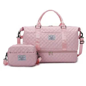 Rosa gesteppte ReiseDamentasche Set, große Kapazität Wochenendtasche mit passender Kosmetiktasche.