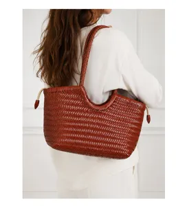 Sac epaule en cuir tresse marron detail, style vintage grande capacite cabas casual.