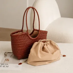 Sac cabas tressé en cuir marron avec pochette cordon beige style rétro grand sac à main
