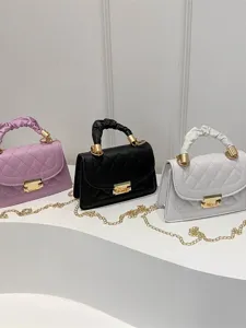 Sac à bandoulière matelassé chic pour femme, sac à main tendance mode été 2026.