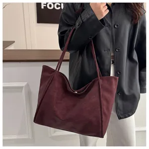 Classic burgundy tote bag, large capacity shoulder bag, stylish autumn commute handbag.