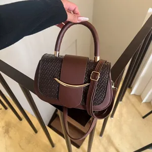 Retro Niche Design Women Crossbody Bag Fashion Casual Chic Top Handle Shoulder Handbag