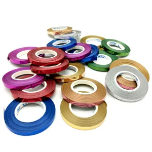Nastri per palloncini olografici colorati per decorazioni di feste e confezioni regalo.