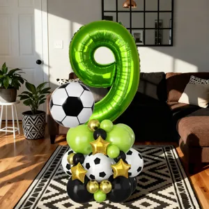 Ensemble de ballon de fête d'anniversaire de football chiffre vert neuf détails.