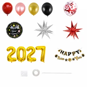 Details des 2027 Neujahrs Ballon Dekorationssets mit Zahlen, Sternen und Bannern für Partys.
