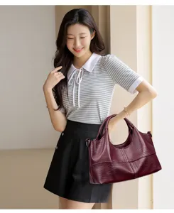 Soft leather tote bag for women, lightweight casual shoulder bag, large capacity daily purse.