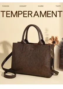 Vintage brown oil wax leather tote bag detail showcasing retro texture and premium hardware metal.