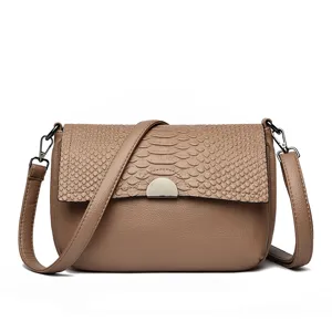 High-quality PU leather women's shoulder crossbody bag, versatile fashion small square bag.