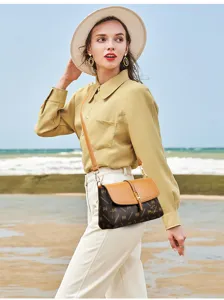 Sac a bandouliere en cuir PU pour femme, sac a epaule elegant a rabat contraste.