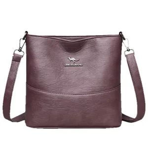 Retro soft leather shoulder bag for women, casual commuting large capacity handbags.