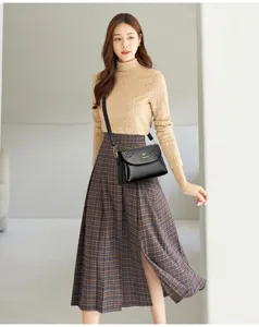 Women soft leather shoulder bag casual messenger bag elegant crossbody bag with leaf decor