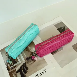 Crocodile pattern leather cosmetic bag, chic zipper pencil pouch and daily storage organizer.