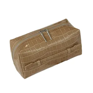 Crocodile pattern PU leather cosmetic bag, large capacity travel toiletry organizer with dual zip.