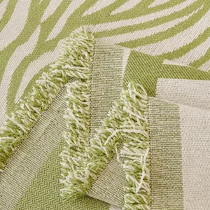 Copridivano retro coperta universale per tutte le stagioni con bordi a frange.