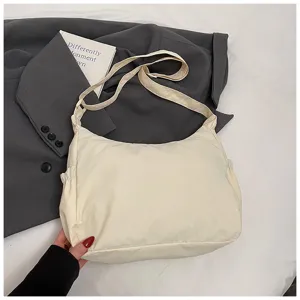 Casual nylon schoudertas voor dames, grote capaciteit dagelijkse pendelaar hobo crossbody tas.