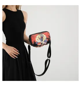 Halloween print crossbody tas, gothische schoudertas voor dames, trendy chic ontwerp.